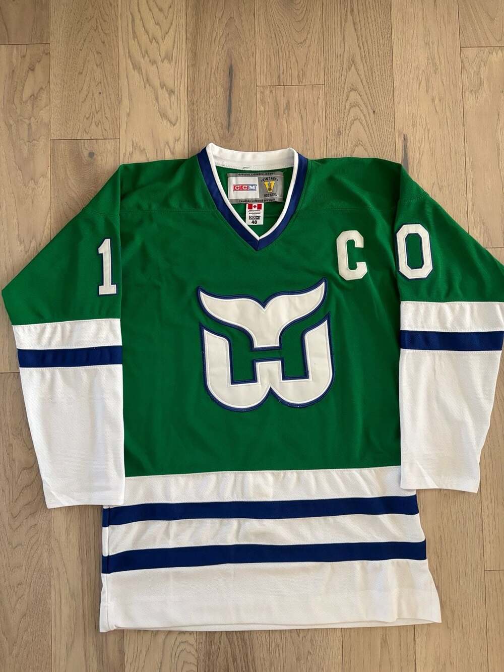 CCM Hartford Whalers Francis 10 Size 48 Hockey Jersey